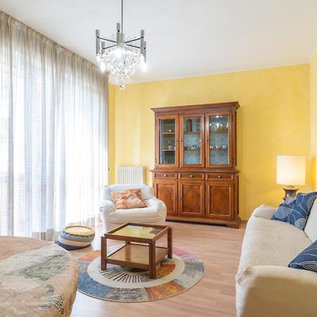 Spacious Apartment At Como Lake Mandello del Lario Exteriör bild